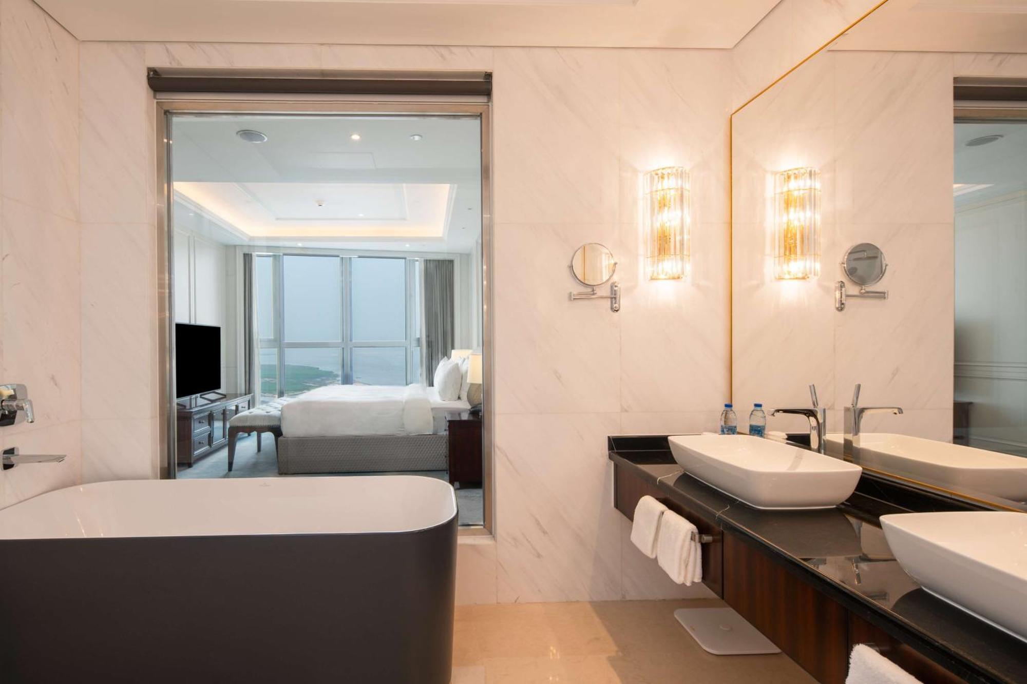 Hilton Brazzaville Les Tours Jumelles Hotel & Residences Buitenkant foto