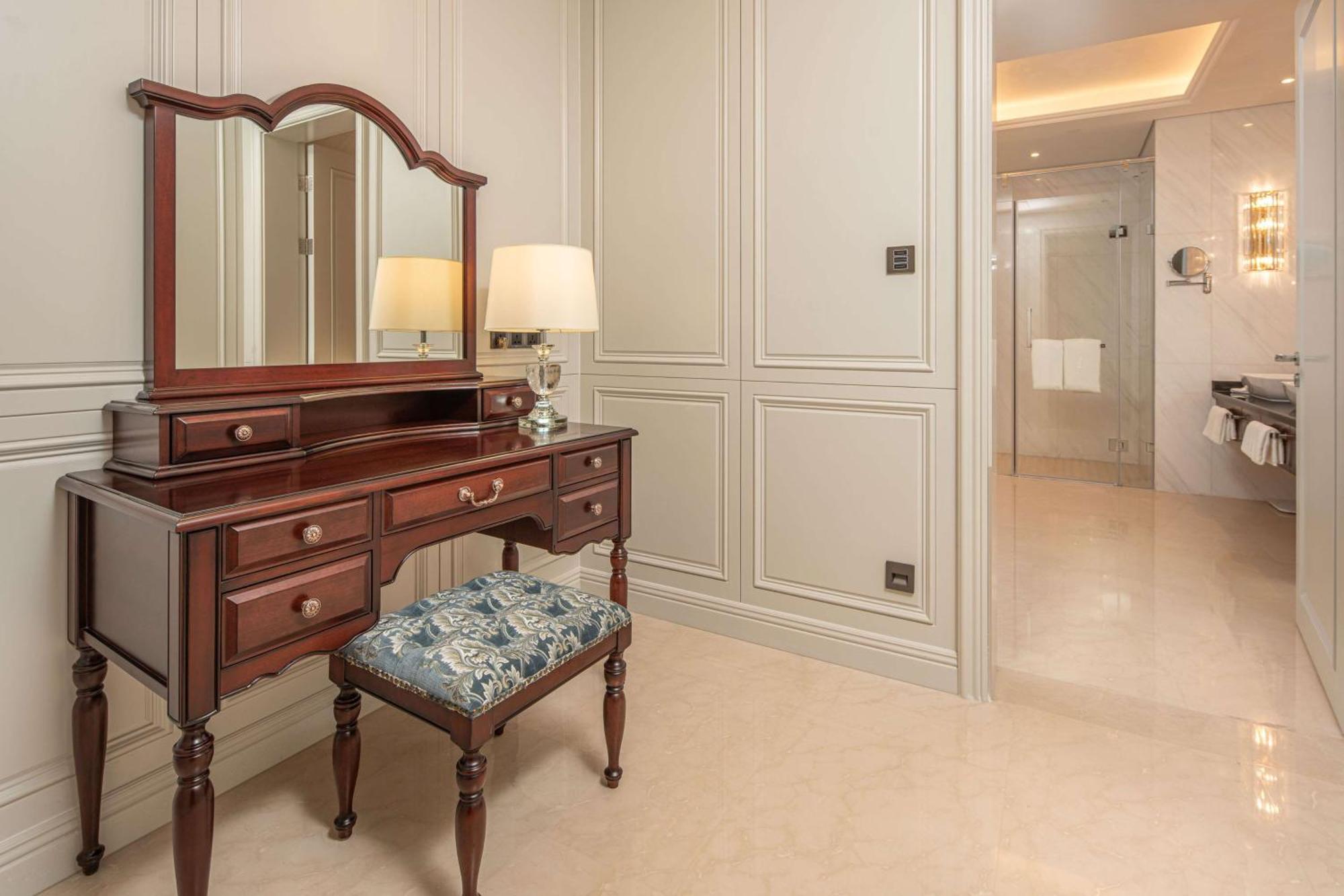 Hilton Brazzaville Les Tours Jumelles Hotel & Residences Buitenkant foto