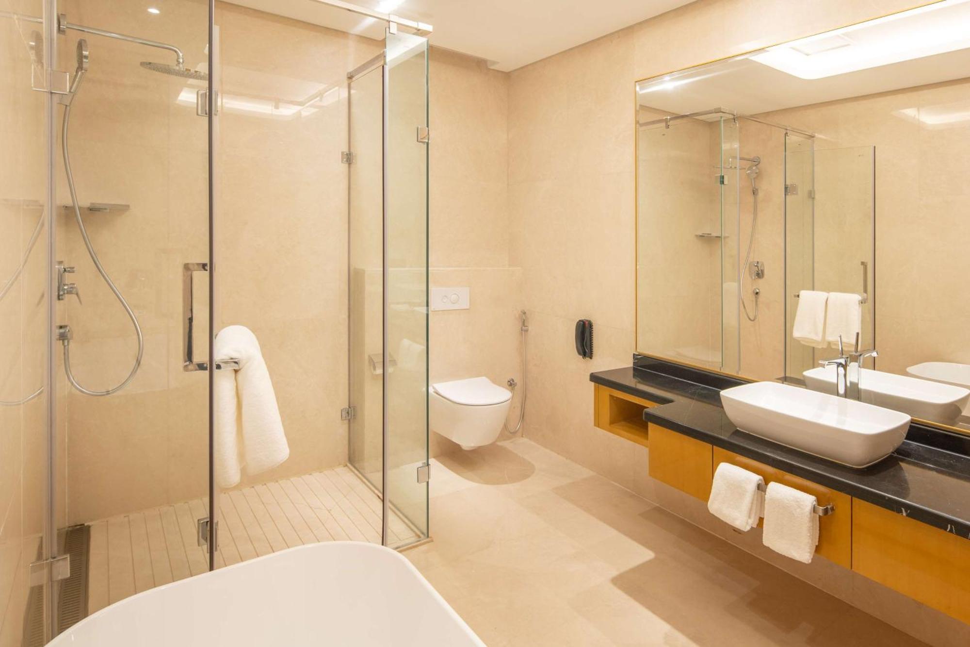 Hilton Brazzaville Les Tours Jumelles Hotel & Residences Buitenkant foto