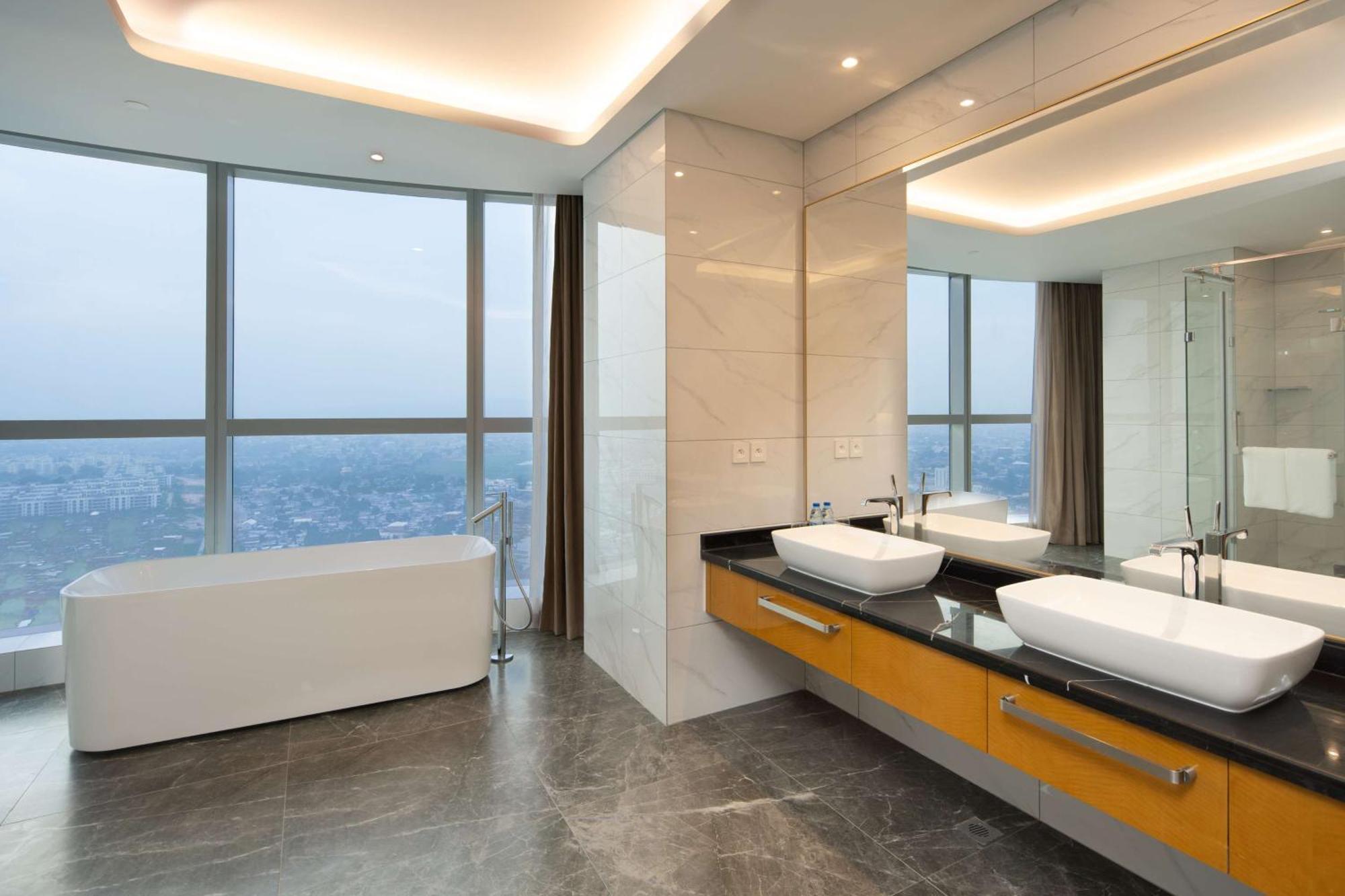 Hilton Brazzaville Les Tours Jumelles Hotel & Residences Buitenkant foto